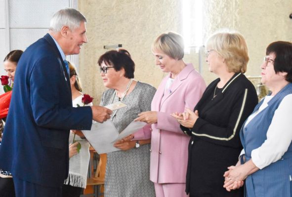 Воронежские учителя стали героями праздничного концерта