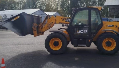 Водитель погрузчика насмерть задавил рабочего в Умётском округе