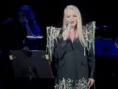 «Зал её не отпускал!» Лариса Долина выступила с концертом в Воронеже
