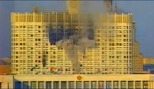 12 воронежцев против танков: история защиты Дома Советов