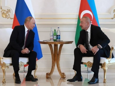 Главное за ночь. В Кремле подтвердили внезапную встречу Путина и Алиева