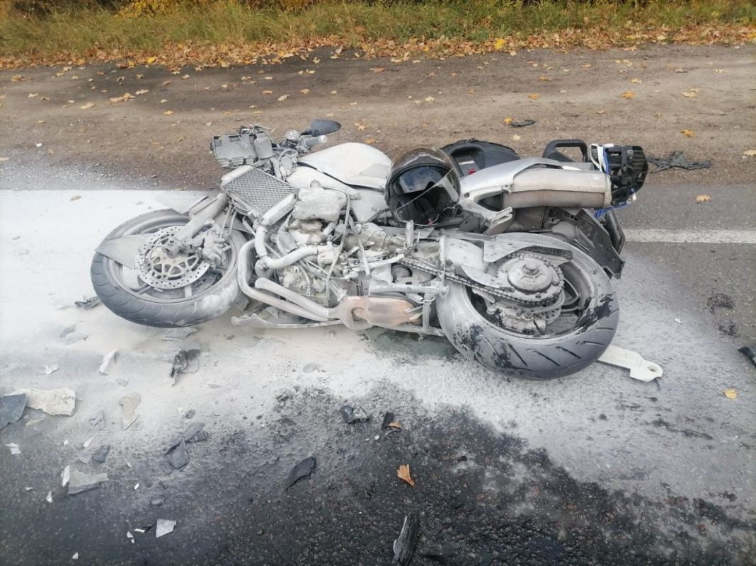 Грузовик снёс мотоцикл на воронежской трассе: ранен байкер&nbsp;