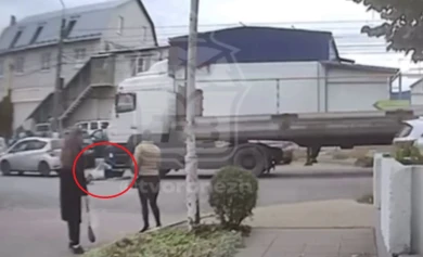 Женщину сбили у перекрёстка в Воронеже (ВИДЕО)