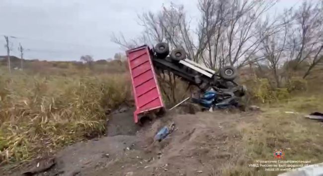 Под Белгородом водитель «МАН» получил травмы после опрокидывания в кювет