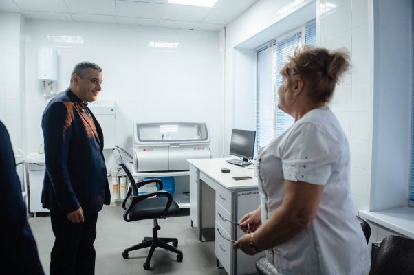 Федералы выделили дополнительные 400 млн рублей на ремонт и оснащение больниц Курской области