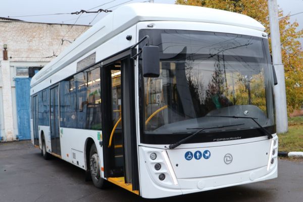 Курск тестирует новый троллейбус с автономным ходом на маршруте № 11