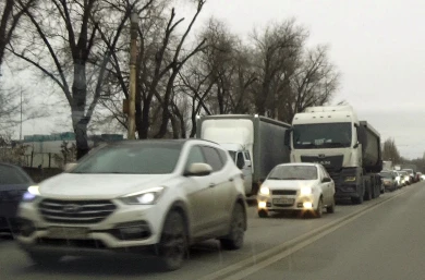 Гигантская пробка сковала Московский проспект в Воронеже