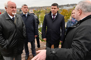 Первышов оценил благоустройство парка «Ласки»