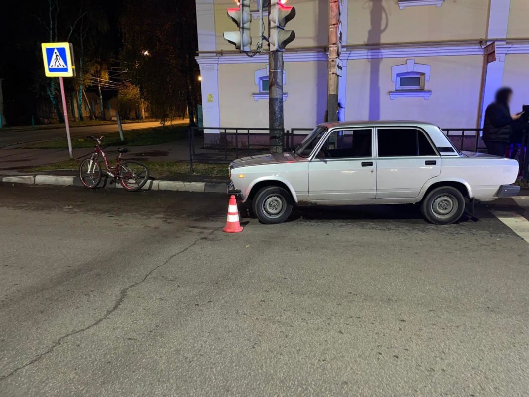 Пенсионерка на велосипеде попала под колёса «семёрки»