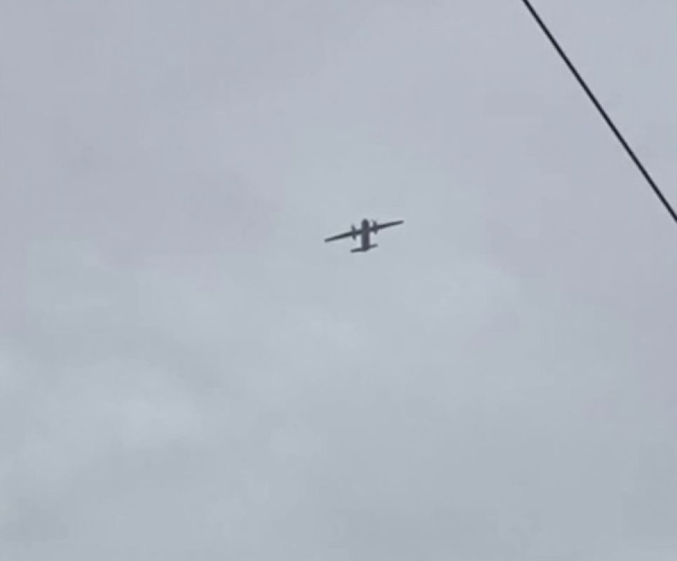 Низкий пролет грузового самолета над Липецком вызвал панику у горожан