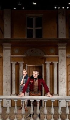 Губернатор потребовал наказать виновных после скандала с очередью в драмтеатр