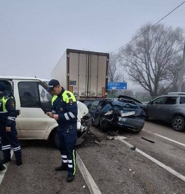 В Курской области автобус с белгородскими детьми попал в ДТП по пути на экскурсию