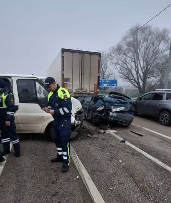 Четверо детей пострадали в ДТП с экскурсионным автобусом в Курской области