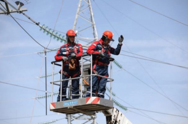 Пожар на энергообъекте под Курском обесточил 2,5 тысячи жителей района