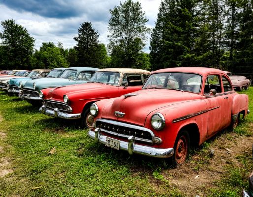 В Железногорске усилят борьбу с брошенными автомобилями после ЧП с детьми