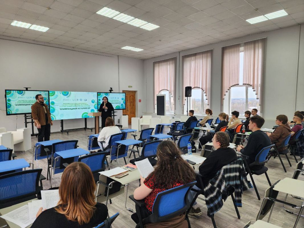 Тамбовские старшеклассники готовятся к олимпиаде по истории