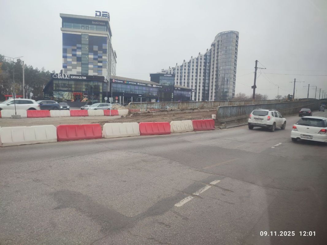 Трамвайные рельсы начали убирать с&nbsp;Северного моста в&nbsp;Воронеже