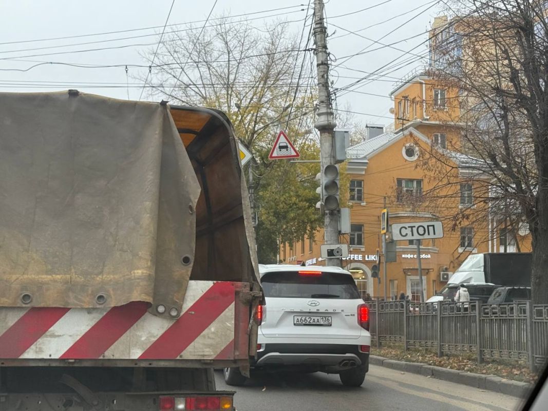 Неработающий светофор на Московском проспекте