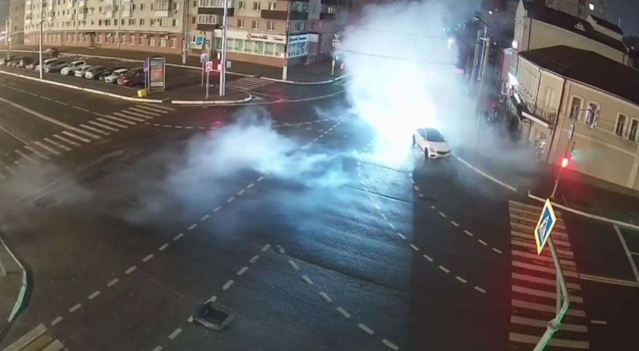 На проспекте Славы в Белгороде дрифтеры устроили ночной кошмар для жителей