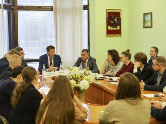 Мэр Сергей Петрин рассказал, о чем его спросили студенты РАНХиГС 