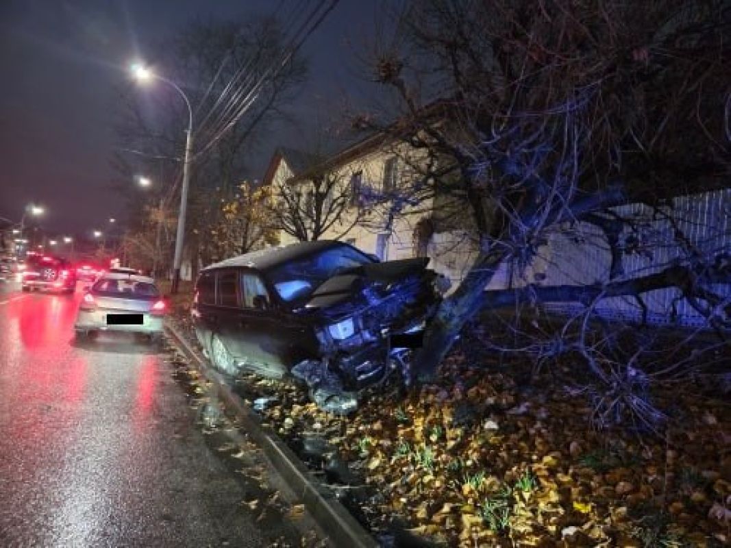 Два человека пострадали в аварии в Тамбове