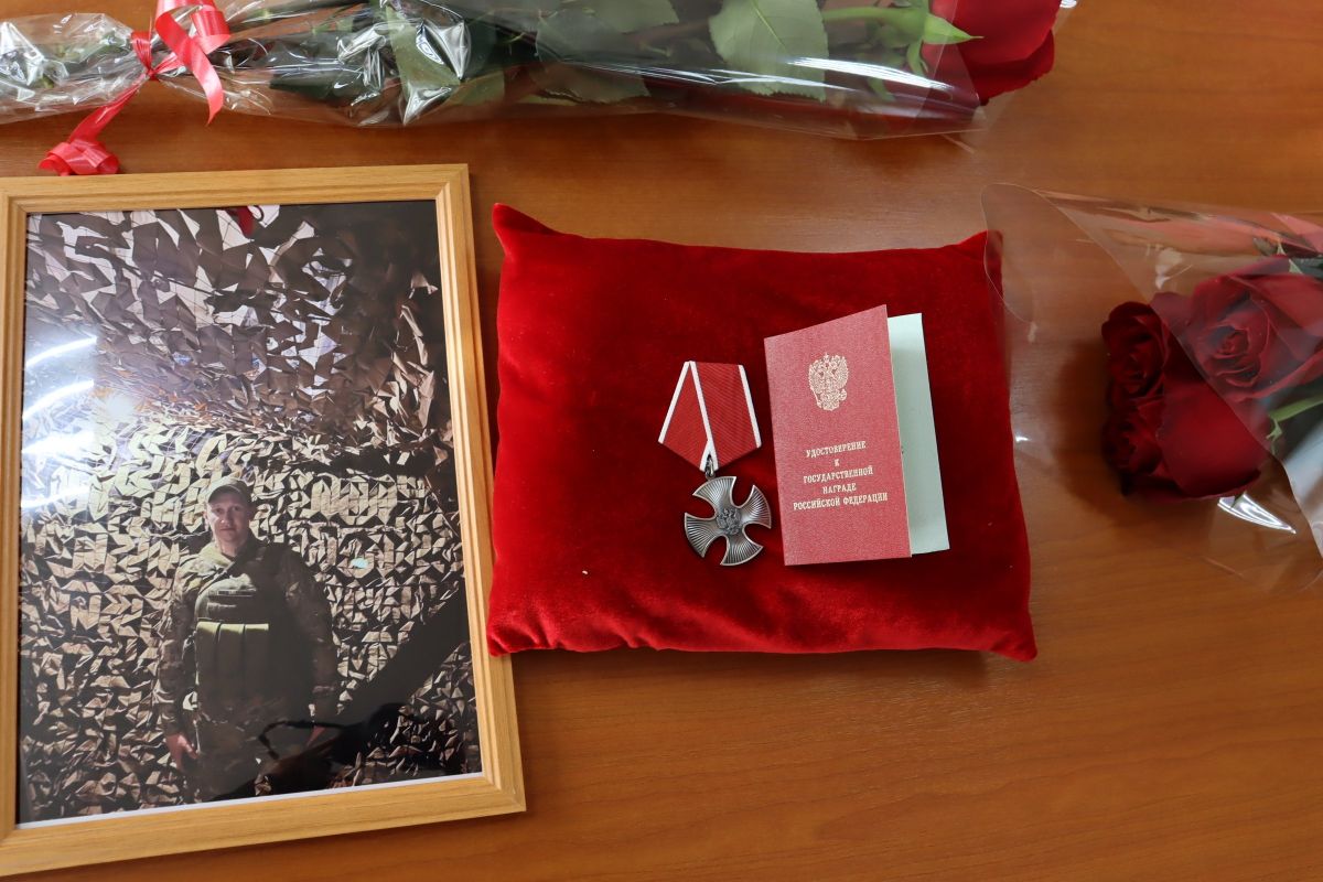 Начальника отделения радиовзвода ПВО из Воронежской области посмертно наградили орденом Мужества