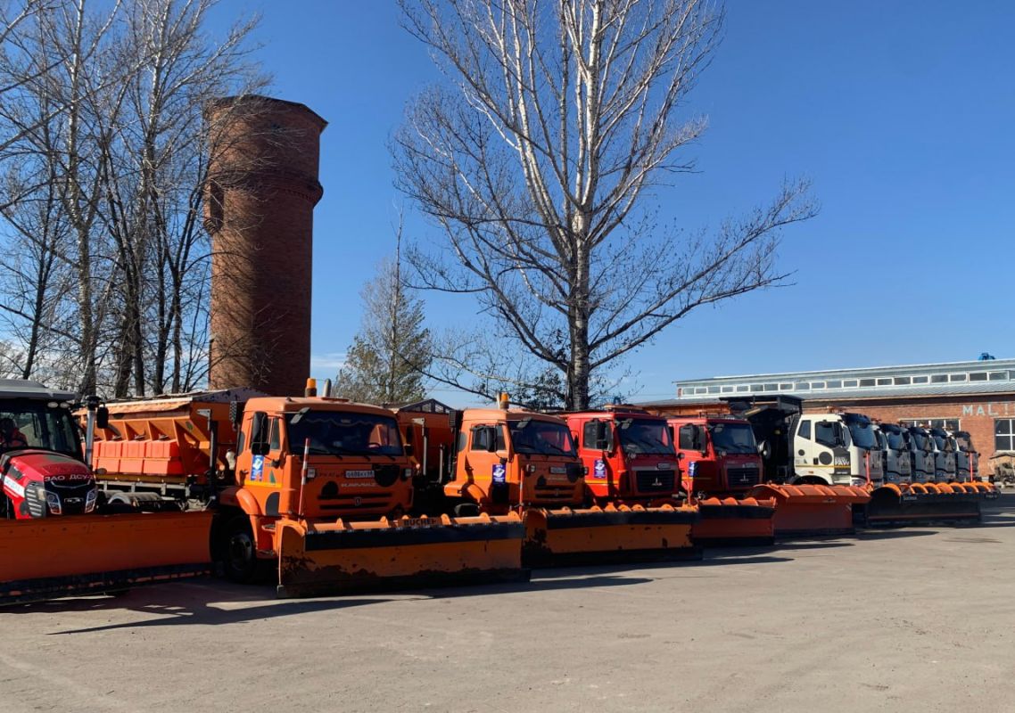 Дорожники готовят технику к непогоде