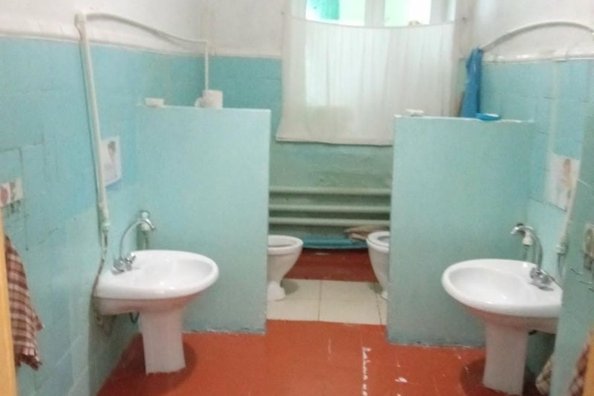 В Первомайском округе после вмешательства прокуратуры отремонтировали туалет в детсаду