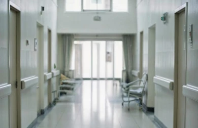 Мужчину спасли от паралича руки в Воронеже