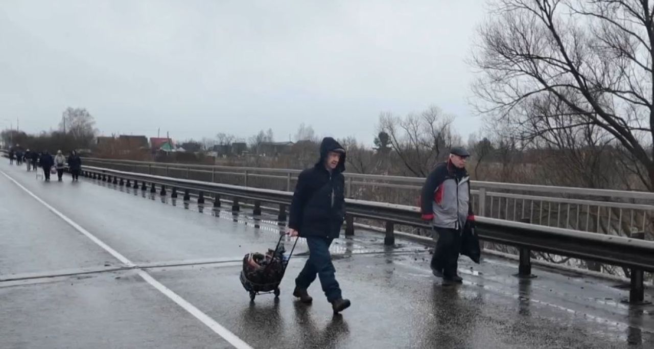 В «отрезанные» сёла Кирсановского округа наладили выезд автолавок