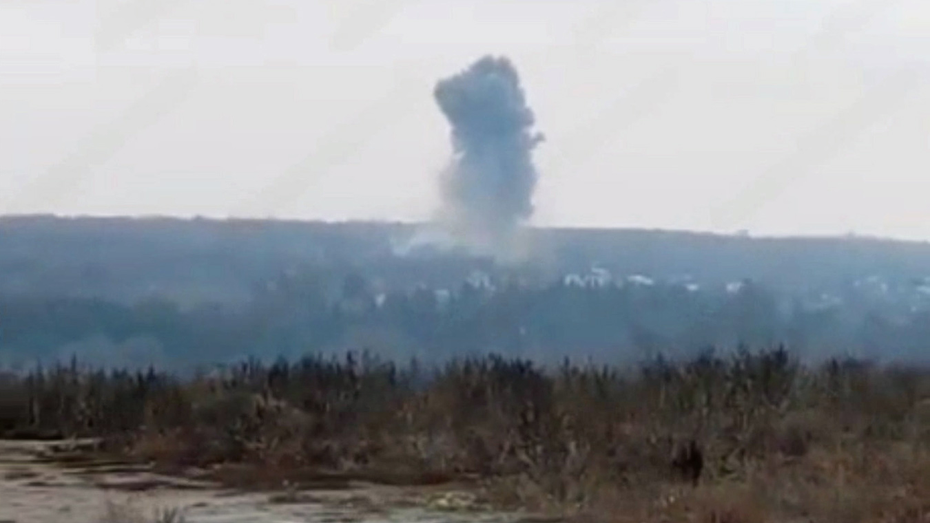 Неразорвавшиеся части ракет привели к эвакуации