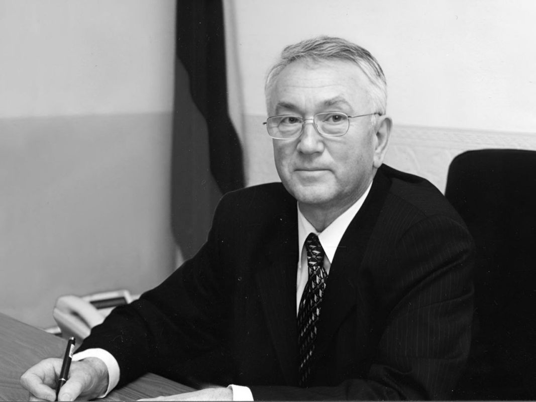 Липецк прощается с первым председателем арбитражного суда