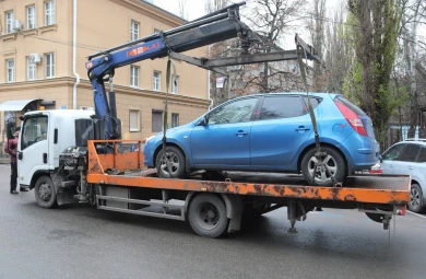 Что нужно делать воронежцам, чтобы автомобиль не увёз эвакуатор 