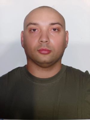 В Белгородской области ищут опасного мужчину в военной форме