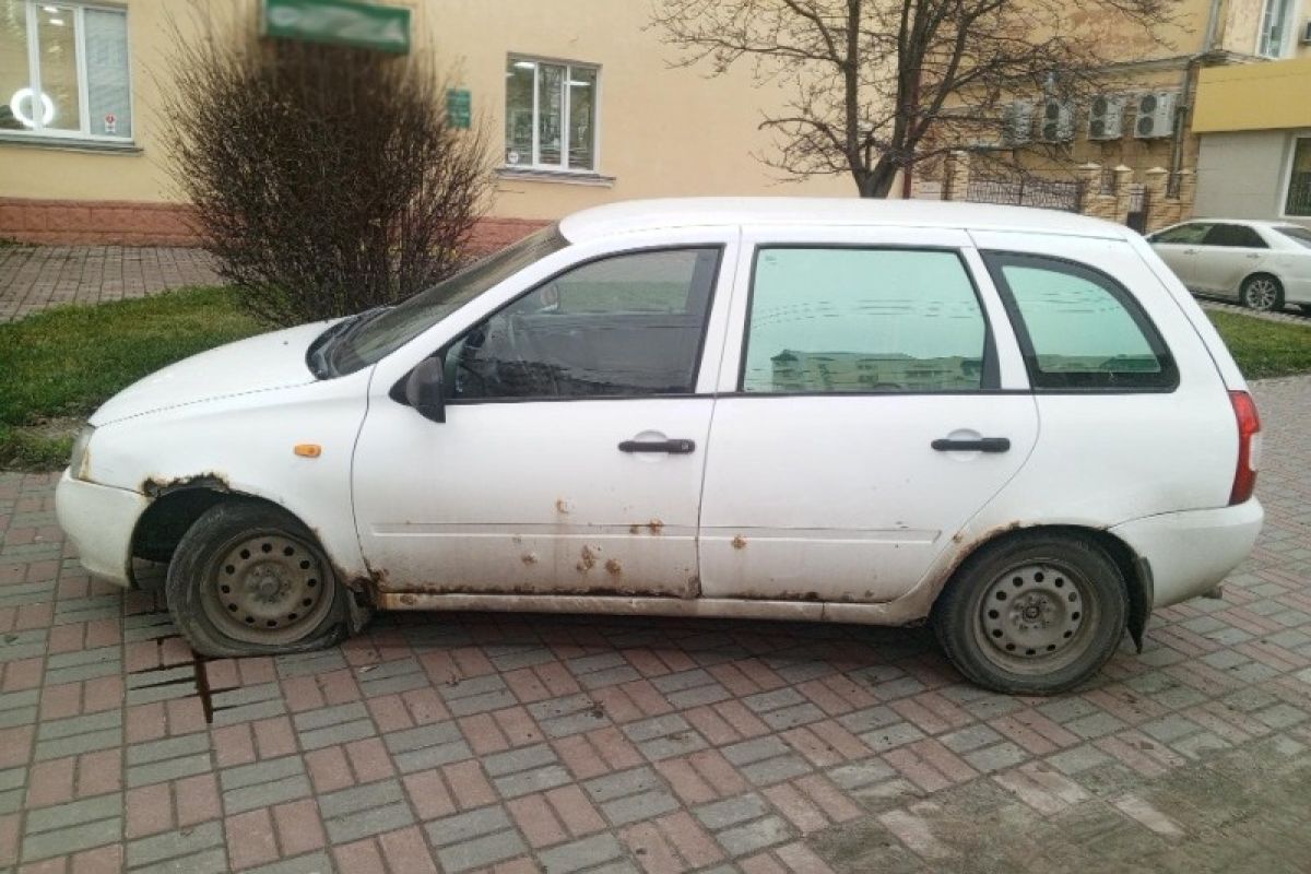 Школьница попала под колёса машины в Тамбове