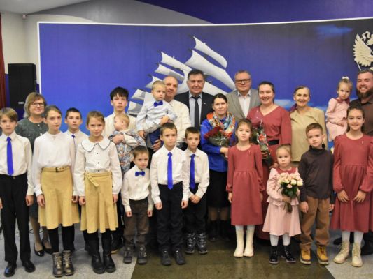 В Воронеже чествовали матерей являющихся примером 