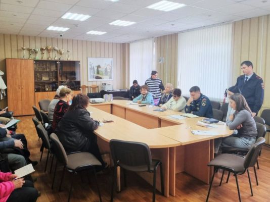 Как в Воронеже соседи объединяются для борьбы с мошенниками и пожарами 