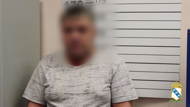 Курянин с амнезией узнал о своем ограблении в лифте от полицейских