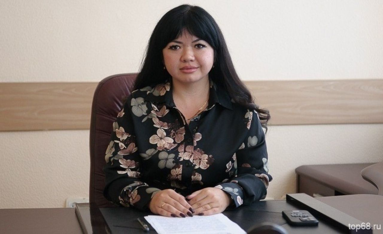 Экс-министр здравоохранения предстанет перед судом