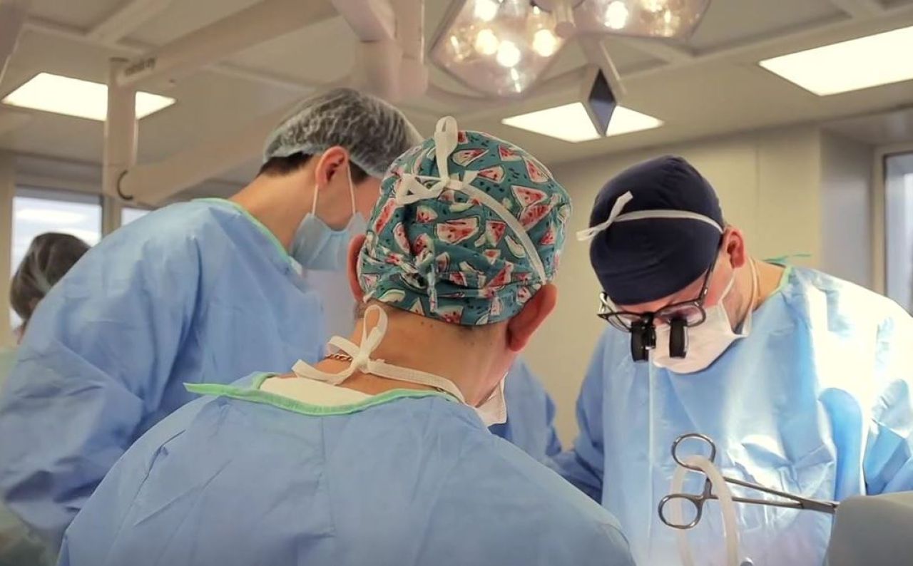 Липецкие хирурги провели первую в регионе операцию на остановленном сердце