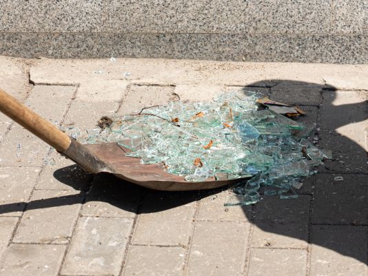 Магазин и аптека попали под удар дронов ВСУ в Воронежской области