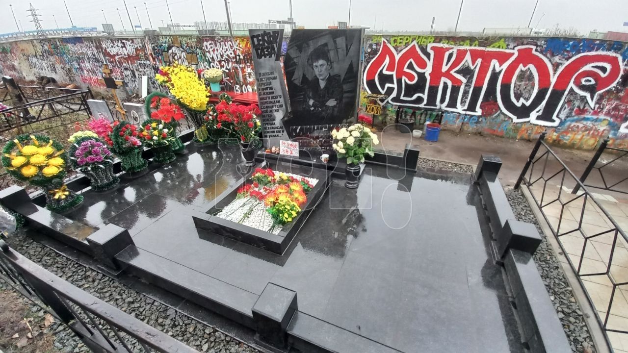 Воронежцам показали на видео, что происходит на могиле Хоя после разгрома&nbsp;