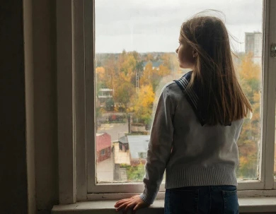 Спасти подругу от педофила пытается воронежская школьница