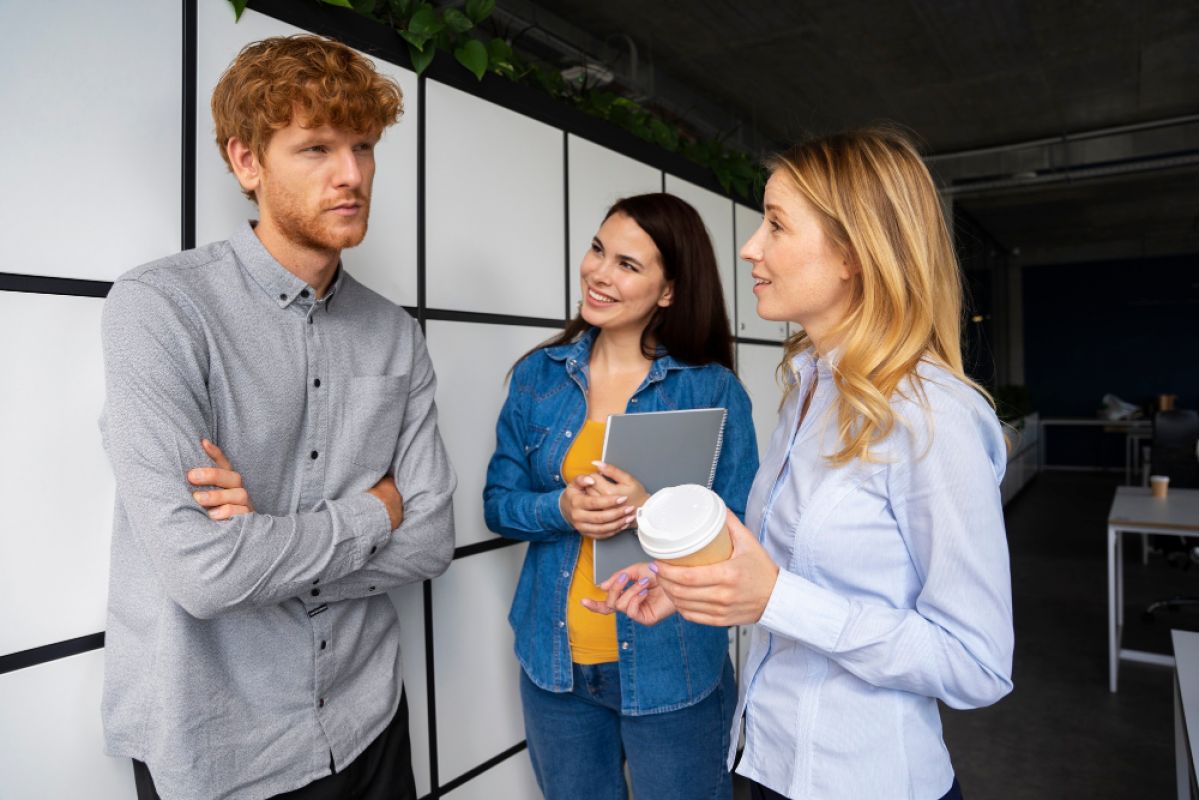 Козерогам на этой неделе звёзды советуют контролировать эмоции при общении с коллегами