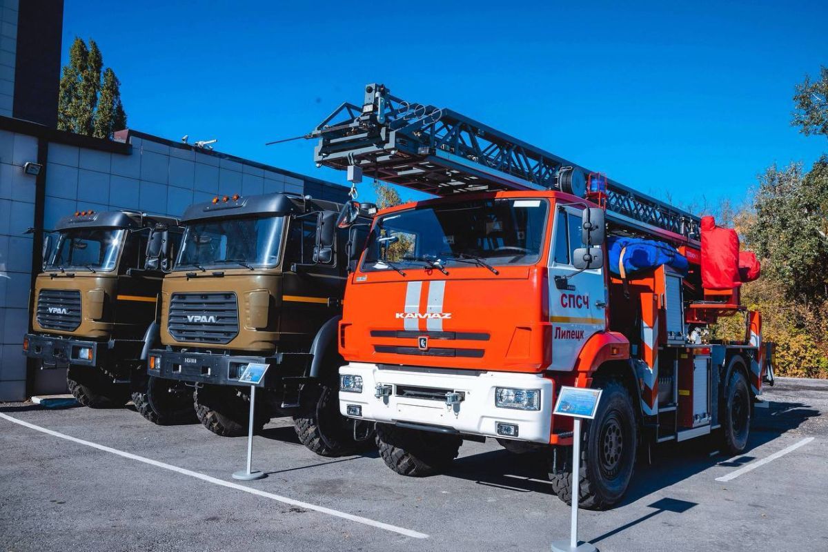 В Липецке горел молочный комбинат