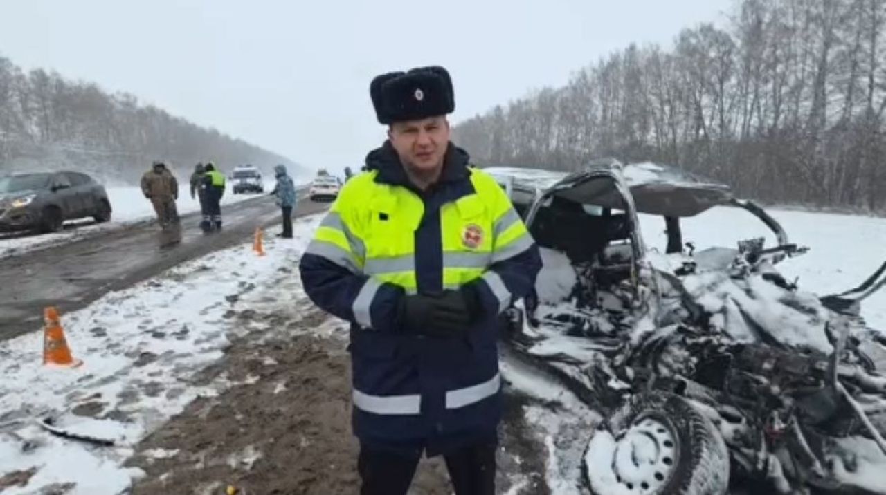 Два человека погибли в аварии в Ржаксинском округе