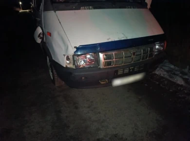 Фургон сбил женщину в Воронежской области