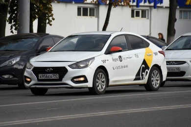 Цены на такси взлетели на фоне снегопада в Воронеже