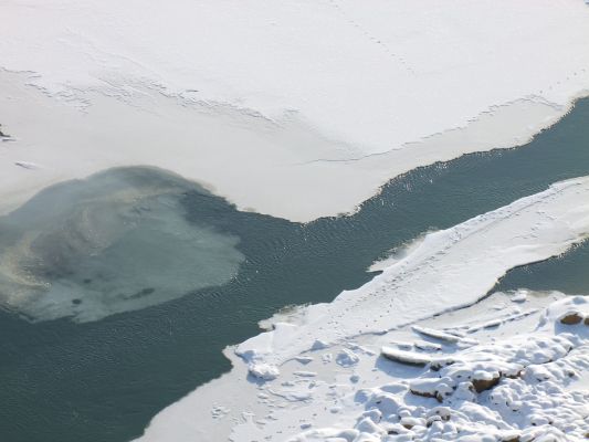Жуткая массовая авария и гибель мальчика, провалившегося под лёд. Главные новости Воронежа и области за 16 декабря