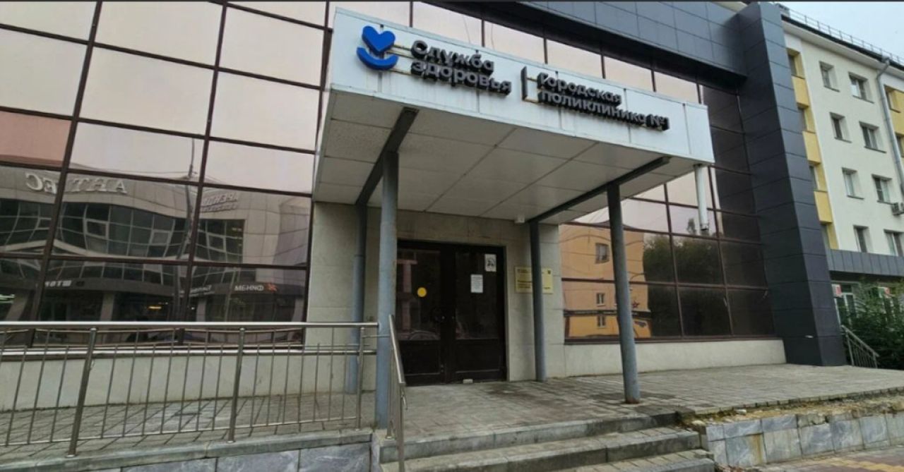 Депутат задал неудобные вопросы губернатору о срыве сроков ремонта поликлиники в Липецке